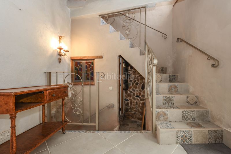 Foto 1c6de9ab-a55f-4f53-b128-70984e8fe965. Casa aparellada a Monda