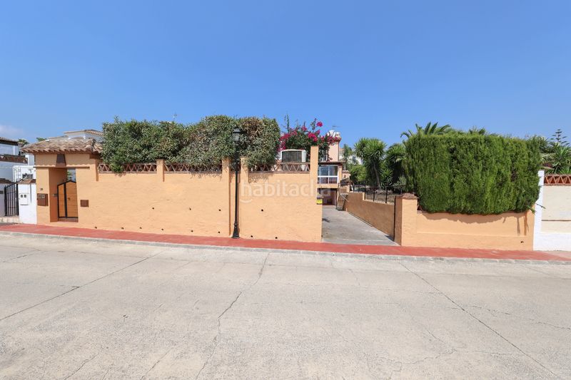 Foto a6602bcb-f8c8-4f6a-99ae-5594bd2cc308. Casa a Coín