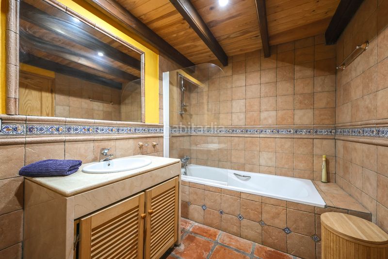 Foto 0b0e54c6-d7b8-42c7-b344-148fdd1aae9b. Casa amb xemeneia aparcament piscina a Monda