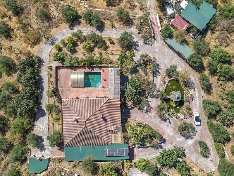 Foto a7b85762-700c-439d-9fc9-64dfdeba6175. Casa amb xemeneia aparcament piscina a Monda