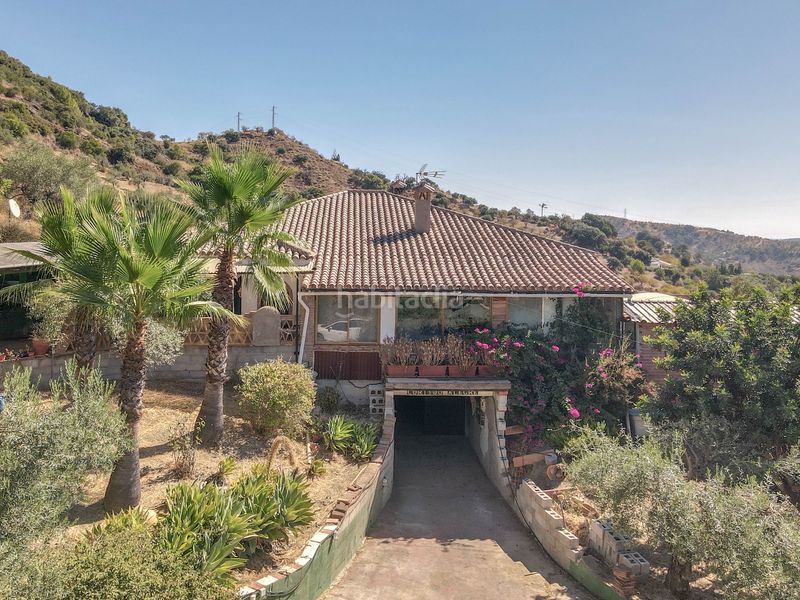 Foto b85882cd-4b93-4d8c-b30e-97c1e5ba75f9. Casa amb xemeneia aparcament piscina a Monda