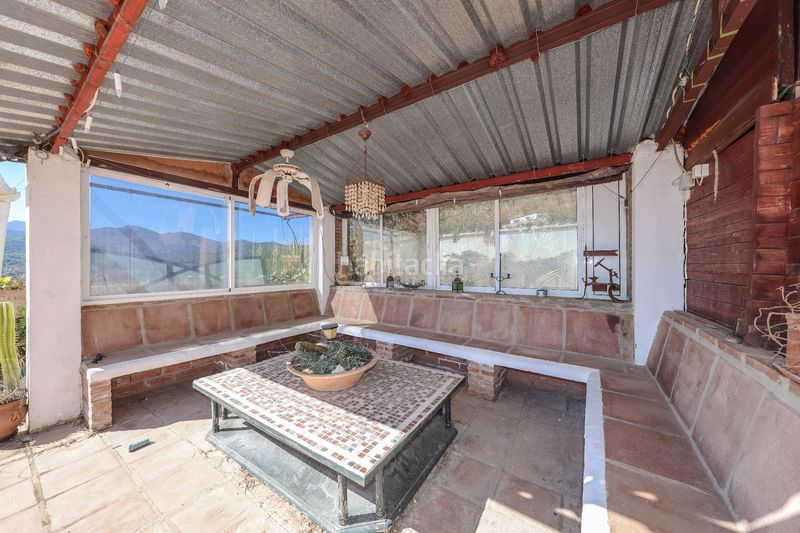 Foto d252a2ea-a925-47fa-842a-1cc5f0a9fa8d. Casa amb xemeneia aparcament piscina a Monda
