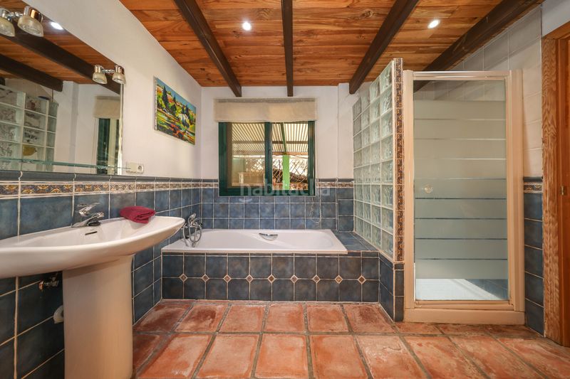 Foto e6612626-4169-4b7b-95fb-ce000fe3d6ae. Casa amb xemeneia aparcament piscina a Monda