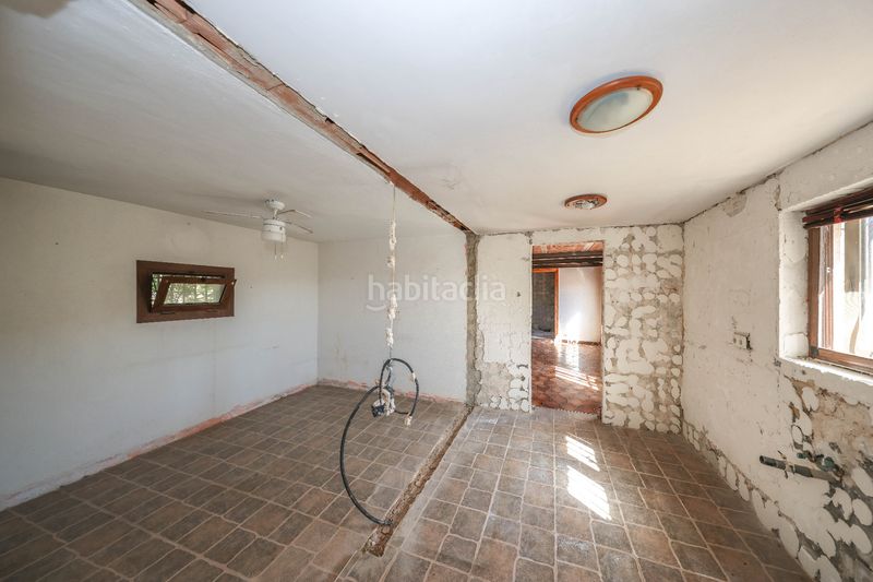 Foto 0febccd9-f930-4439-b2a5-05e0e425e55e. Casa amb aparcament a Casarabonela
