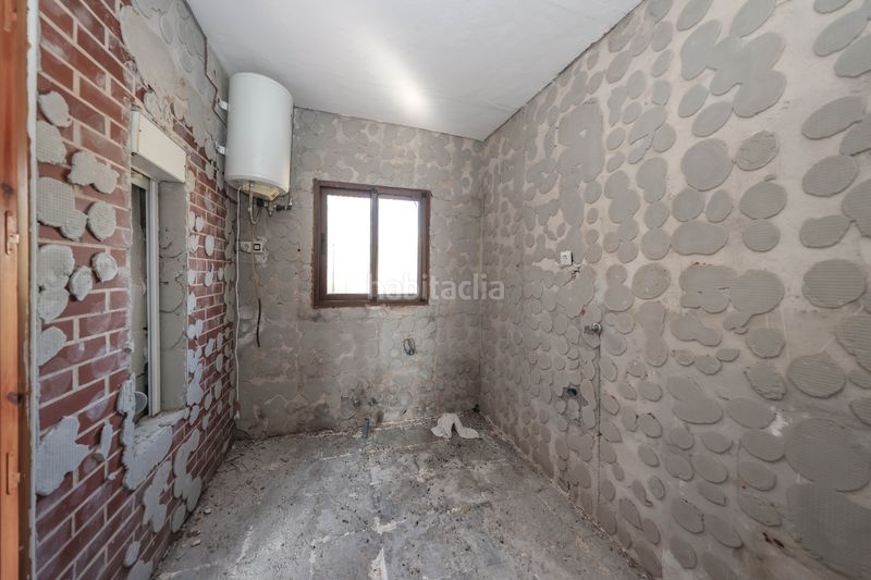 Foto c29dab34-389c-4c35-b9f2-286bbf50ef60. Casa amb aparcament a Casarabonela