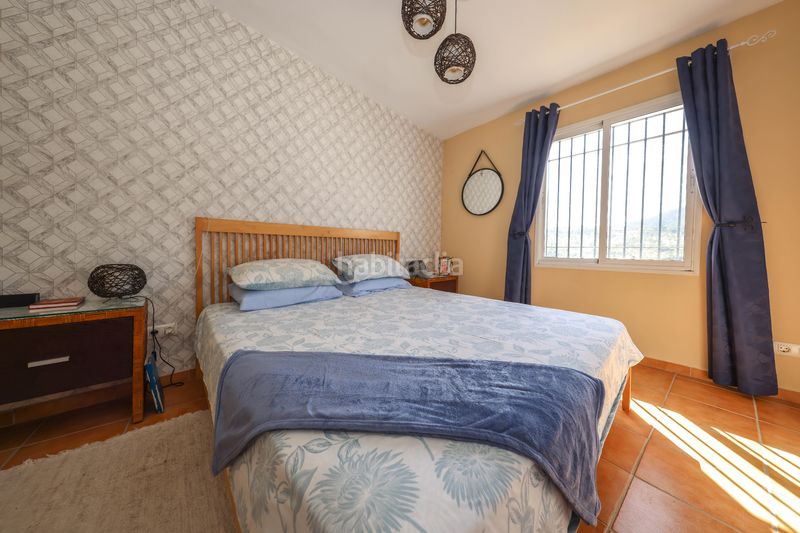 Foto 5fc84862-7399-4fee-af2d-6a8a1d05b7dd. Casa adossada a Tolox
