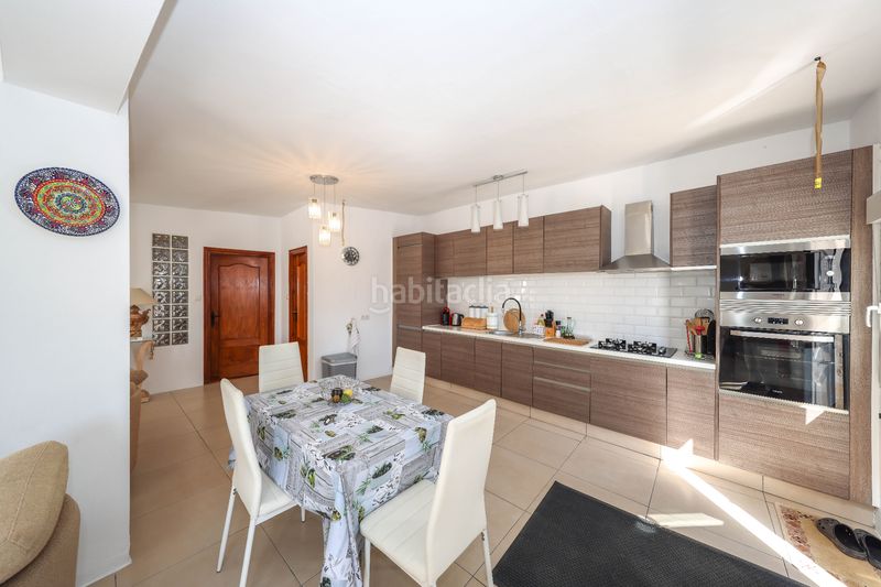 Foto 6830f8ff-ea34-4adf-9305-30db31e23e19. Casa adossada a Tolox