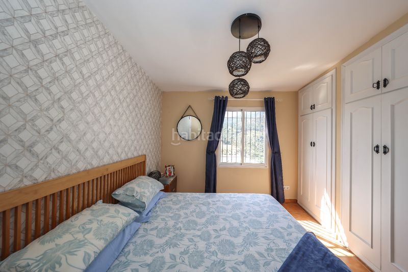 Foto cb2445b7-a63c-4414-8f4c-5889880f1090. Casa adossada a Tolox