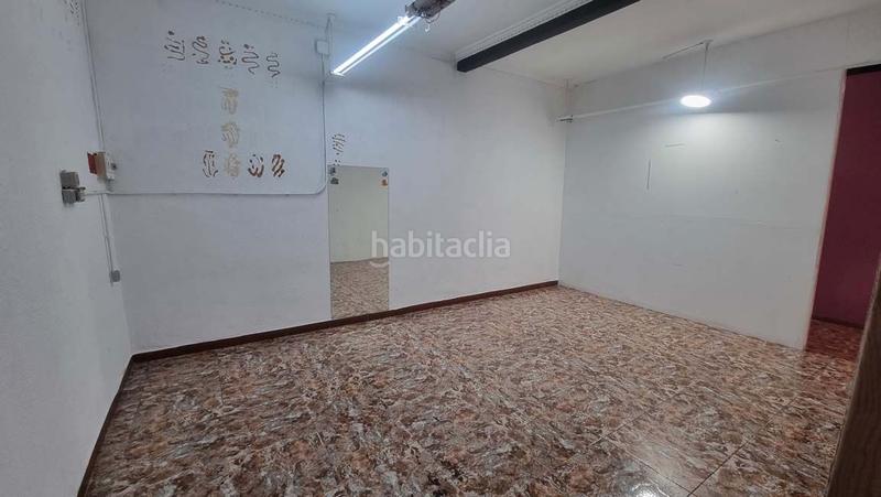 Foto a746e8c6-2d6a-4ec7-9bb3-8475815f22c6. Lloguer local comercial a San Martín del Rey Aurelio