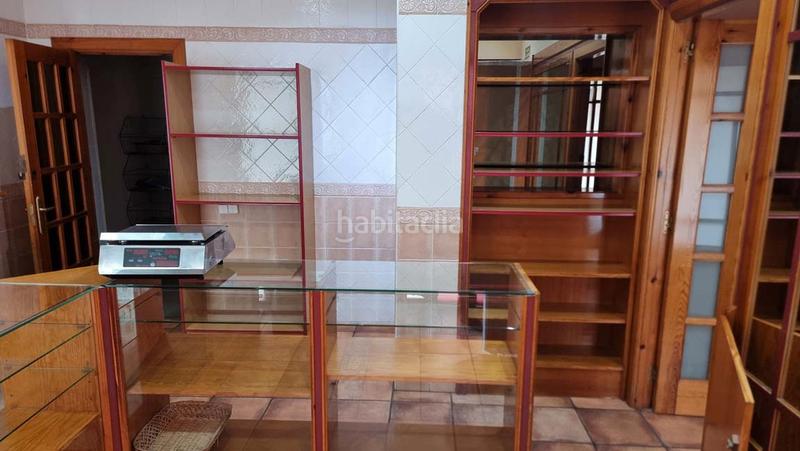 Foto bde4bb32-c1cf-40ed-8dd9-b087fbb6ac67. Location local commercial dans San Martín del Rey Aurelio