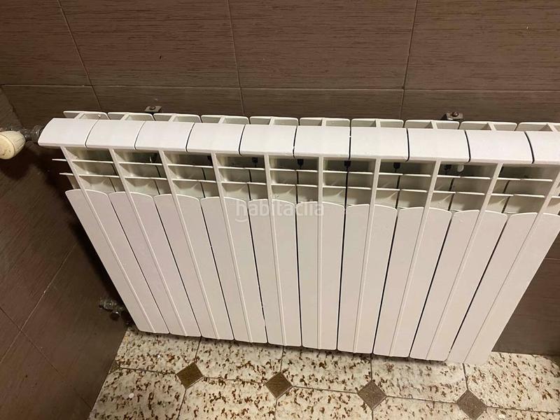 Foto a3e41971-2b8c-42a2-a7a6-2118ca64659e. Casa bifamiliare con riscaldamento in San Martín del Rey Aurelio