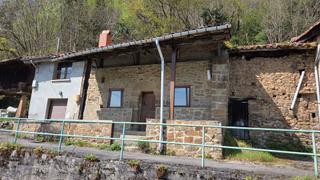 Casa adossada  Calle rio silvestre. Casa adosada venta sotrondio, san martin del rey aurelio