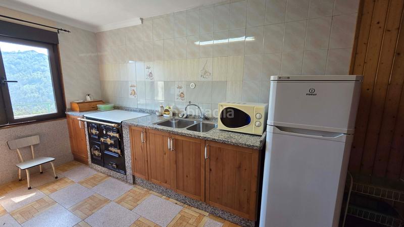 Foto ab5ec43e-90fe-4860-bd5e-a17a4018a1dc. Casa adossada a San Martín del Rey Aurelio