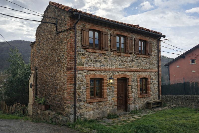 Foto a59e0b33-89be-4720-a291-f0eb094a8567. Casa a La Felguera Langreo