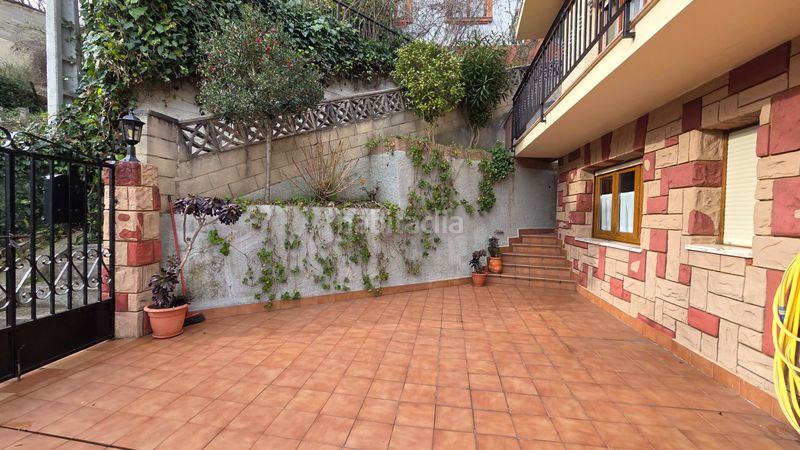 Foto 927c82d9-8843-400f-bad4-520302f43968. Chalet with heating in San Martín del Rey Aurelio