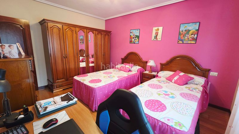 Foto c3c0857c-9e43-4b57-b84a-f5b0bf4dd500. Chalet with heating in San Martín del Rey Aurelio