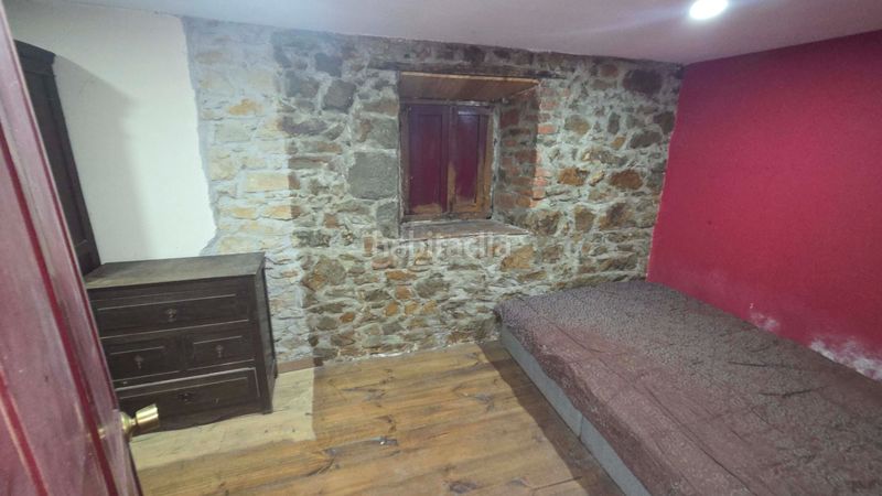 Foto 621880f7-4eb5-4f47-89cb-f25eb7b92bc8. Casa amb calefacció aparcament a Ciaño - Zona Rural Langreo