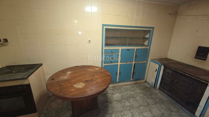 Foto 7bc65a92-5621-4df2-8e8e-45d3088af6b2. Casa amb calefacció aparcament a Ciaño - Zona Rural Langreo