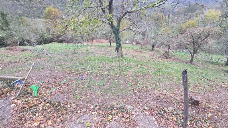 Foto 9452aae2-01f6-4bbb-b0ed-4da65a9f3ae1. Casa amb calefacció aparcament a Ciaño - Zona Rural Langreo