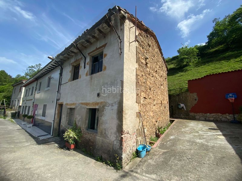 Foto 7b0ab999-6f52-4a45-bc46-d02d4ae53089. Casa adossada a Bimenes