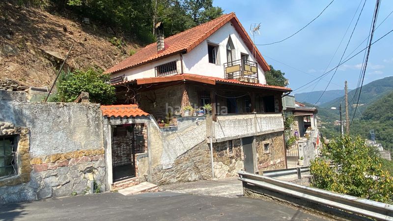 Foto 11ef89e4-572b-41af-8fb5-02c4c5e91bba. Casa amb xemeneia a Zona Rural Mieres