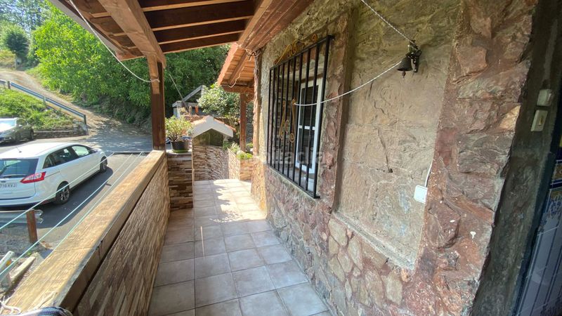 Foto 3a2c5173-870f-4dd1-9b0b-c8ee4dafa2d0. Casa amb xemeneia a Zona Rural Mieres
