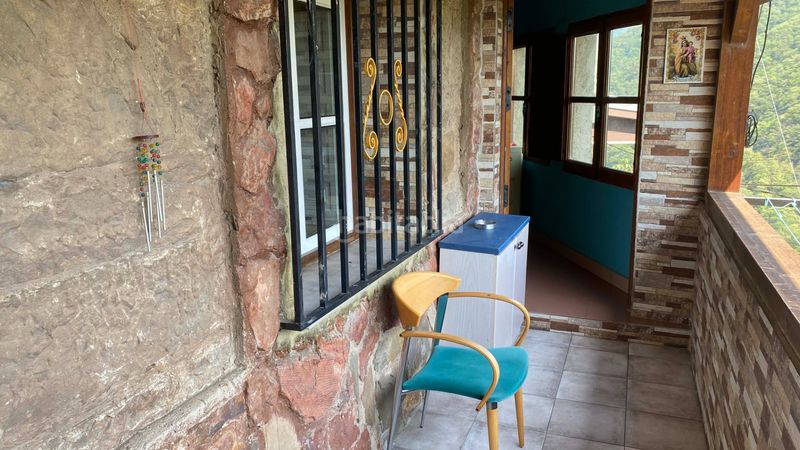 Foto 76647d51-20b4-43f2-b844-184335edb9d8. Casa amb xemeneia a Zona Rural Mieres
