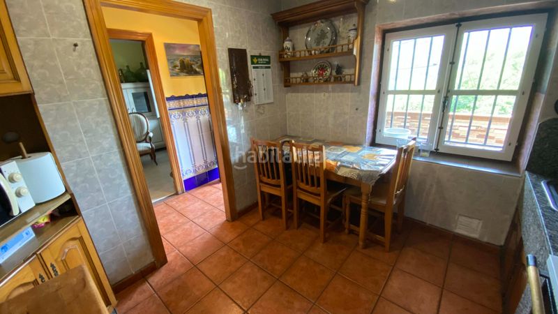 Foto c0e26d21-39c6-49cb-80bc-998f98d23a03. Casa amb xemeneia a Zona Rural Mieres