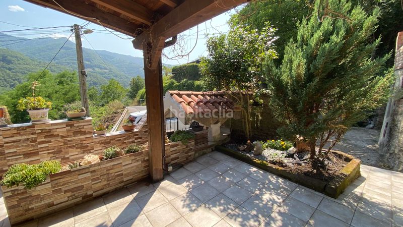 Foto ede7a135-1923-40cc-9585-97f8d814f9b5. Casa amb xemeneia a Zona Rural Mieres