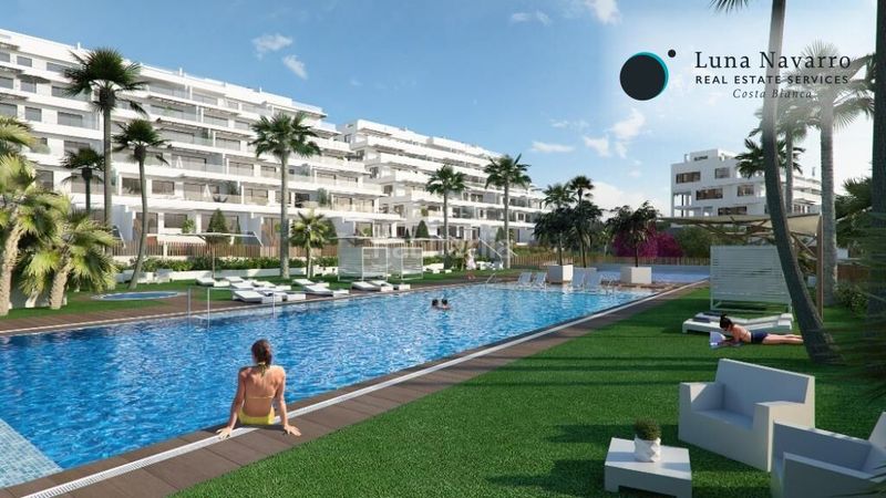 Foto e257e45a-21a6-4bd2-93eb-eb5ed3a940f8. Àtic amb aparcament piscina a Golf Bahía Finestrat