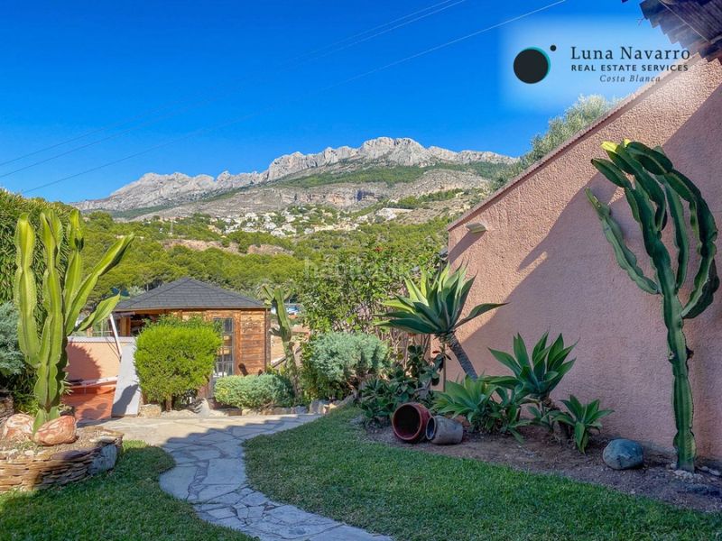 Foto 17070d17-f217-4c1e-ab6e-e6afbb9bf1ee. Chalet imagina en Mascarat Altea