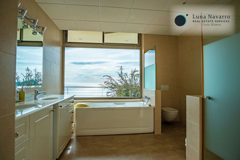 Foto b8e6d345-f3e8-4f75-a547-ad0d43a66a8d. Xalet amb aparcament piscina a Altea la vella Altea