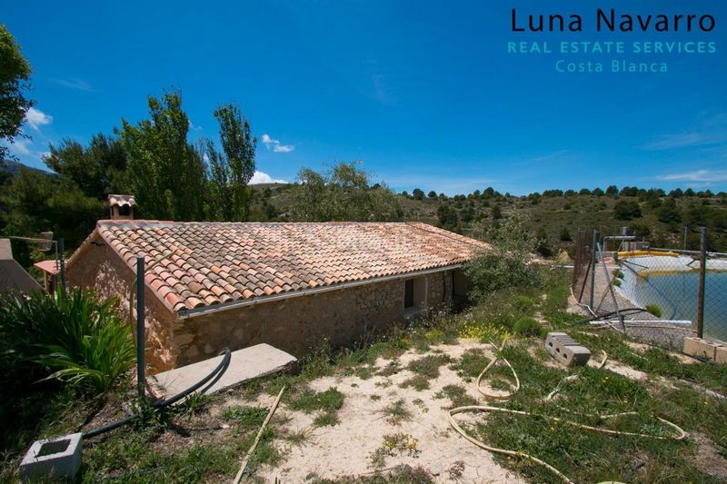 Foto 40f5a9da-3c0d-45d0-80e4-4f4d9f3806ec. Casale in Confrides in Confrides