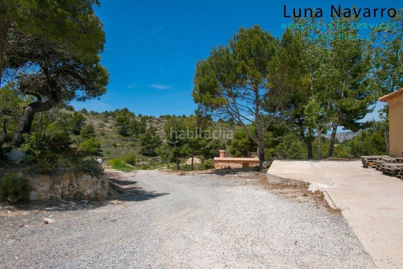 Foto d3ef5a26-6767-4762-b2ce-94242eeff97d. Masia amb aparcament a Confrides