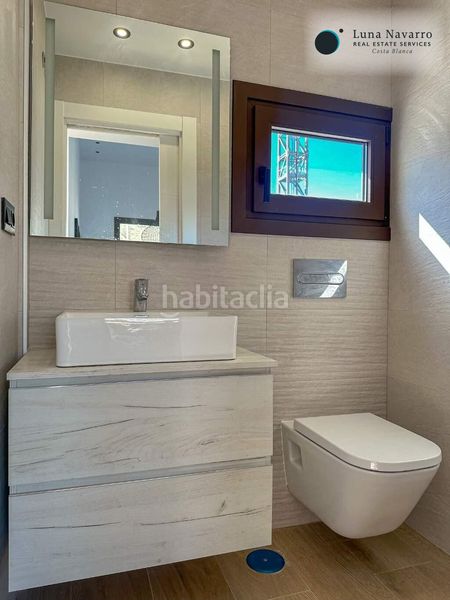 Foto c4391e8a-c40e-421d-9ef3-1ff3ba24e0df. Xalet amb calefacció aparcament piscina a balcón de Finestrat-terra marina Finestrat