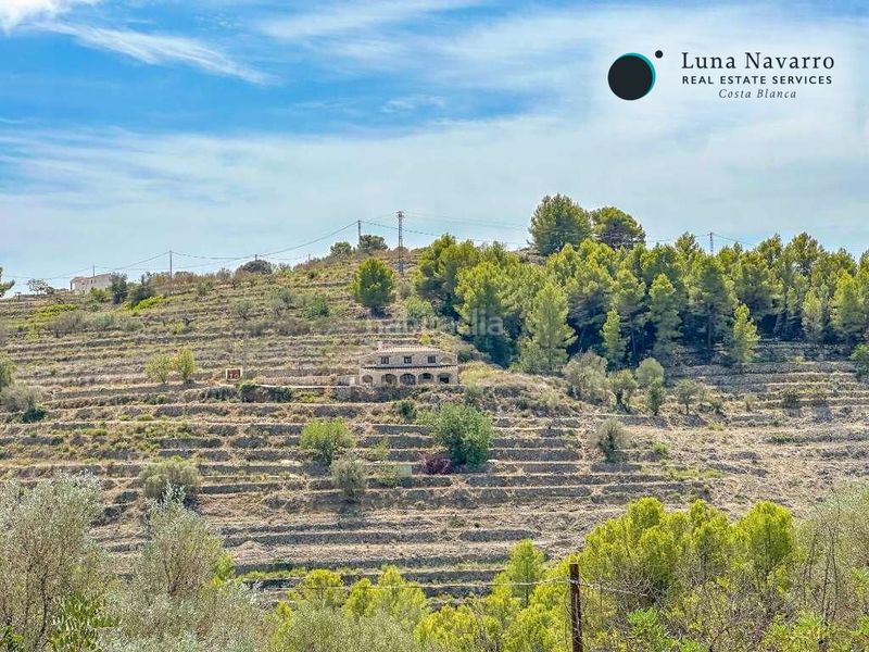 Foto 5d00fa1f-667b-44fe-aa9d-28a7da631fd9. Casa amb aparcament a Tárbena