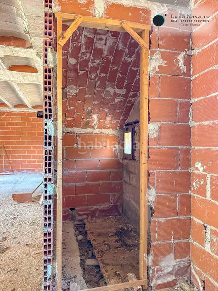 Foto fb916fe4-a156-4202-b92b-22df153c2ea7. Casa amb aparcament a Tárbena