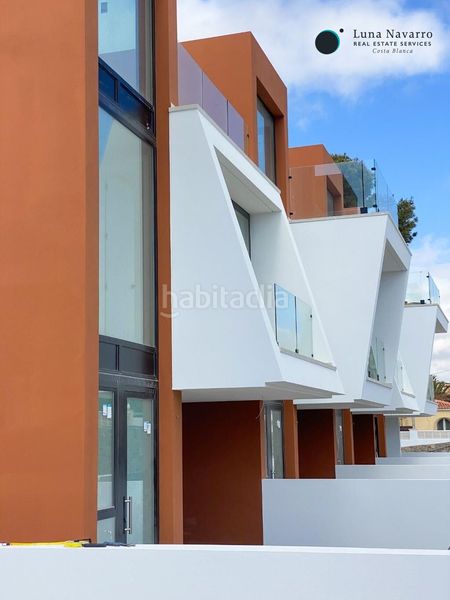 Foto 95e1089c-dac3-4591-9390-2521c91b26dc. Casa adossada amb aparcament piscina a Pueblo Calp