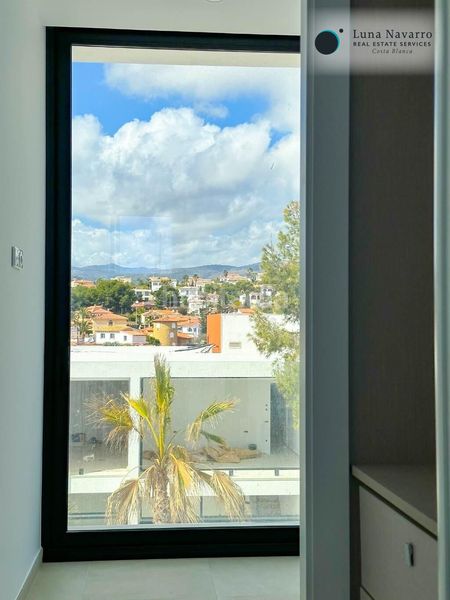 Foto e2374e26-ee0e-49e6-baa8-a3c3a9fd5476. Casa adossada amb aparcament piscina a Pueblo Calp