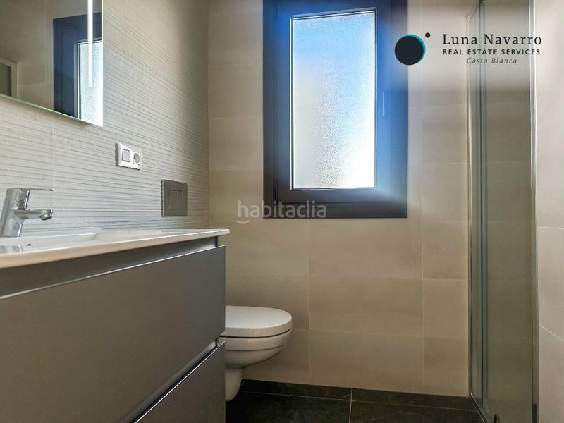 Foto 91808a2d-b8ae-4b3f-8022-93fe161ec52c. Apartament amb aparcament piscina a balcón de Finestrat-terra marina Finestrat