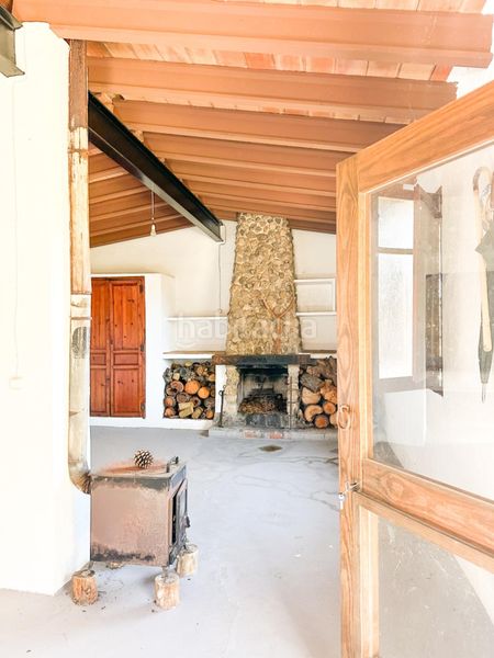 Foto 3d1f6138-a372-4f42-ac69-2c6d766bbb5a. Casa amb aparcament a Confrides