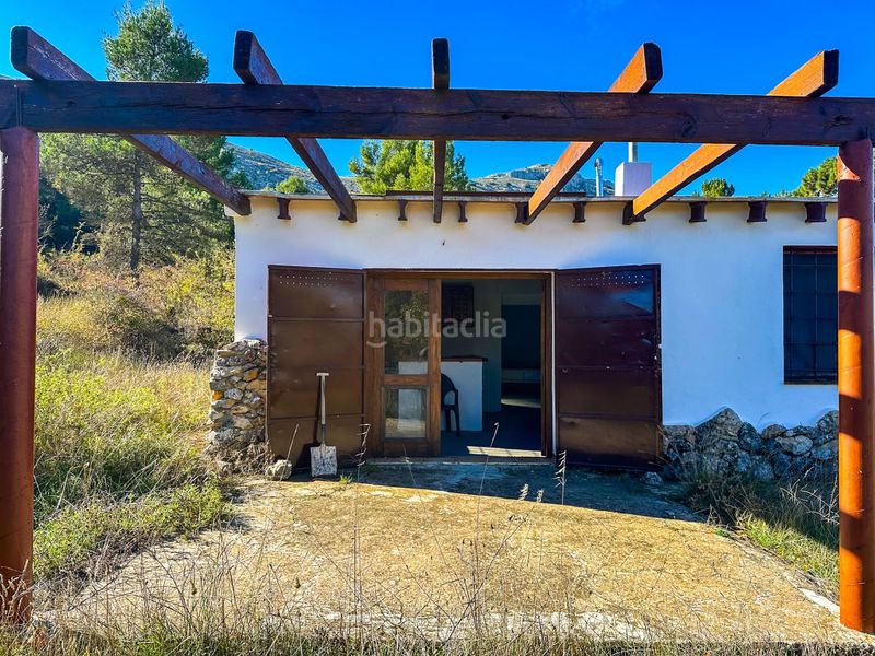 Foto 75979dea-cdbe-4f29-85e9-2bced63fa12c. Casa amb aparcament a Confrides