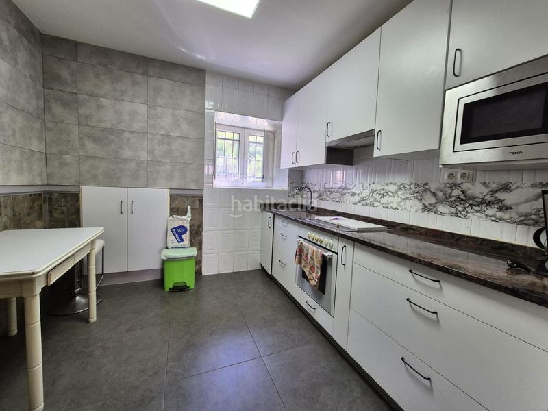 Foto 24da4f6a-058b-4a2e-9bd6-7aa94f5c7d87. Casa adossada a Valle de Mena