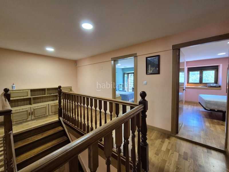 Foto 61638206-5cd6-4ca3-8656-480f4c3e3c6b. Casa adossada a Valle de Mena