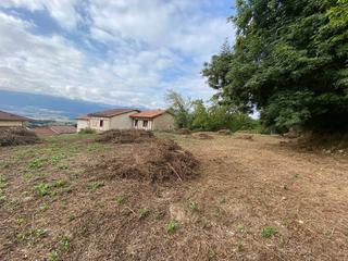 Terreny residencial a Valle de Mena. En venta terreno urbano con proyecto