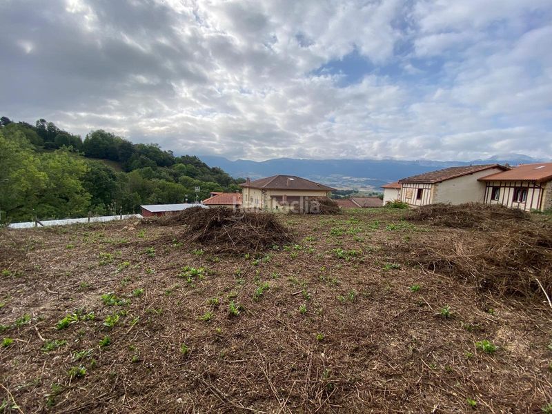 Foto 559532e5-889f-4745-89b8-e23a9454ad64. Terreno residencial en venta terreno urbano con proyecto en Valle de Mena