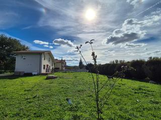 Xalet a Merindad de Montija. En venta casa con terreno en merindad de montija