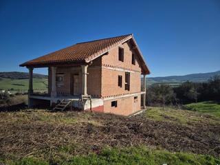 Chalet in Valle de Mena. En venta casa en construcción en el valle de mena