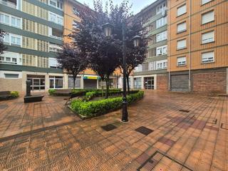 Geschäftsraum in Arteagabeitia - Retuerto - Kareaga. Se vende local comercial en barakaldo