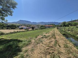 Terreny residencial a Valle de Mena. En venta finca urbana con increibles vistas en el valle de mena